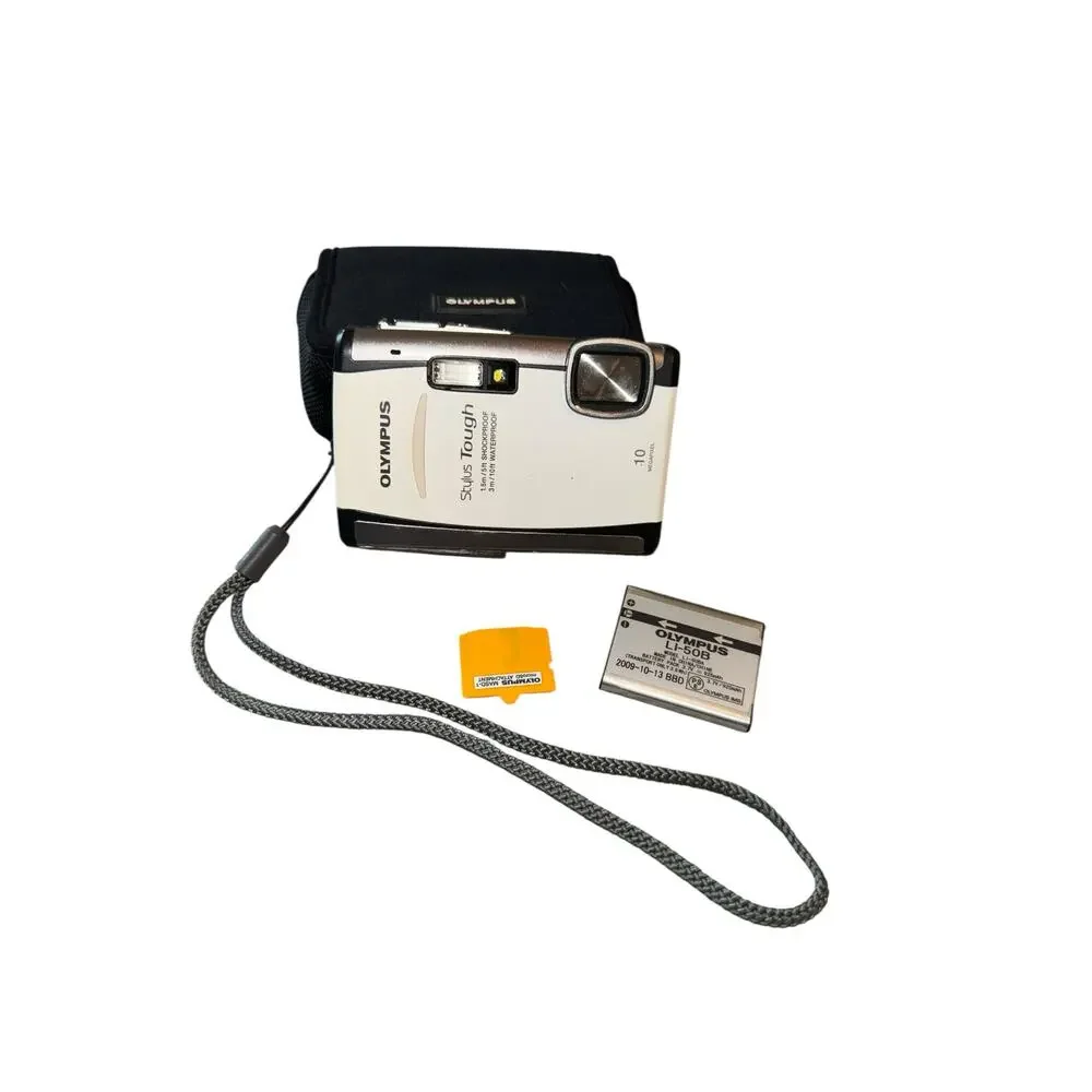 Olympus white style tough 6000 10MP waterproof & shockproof digital‎ camera